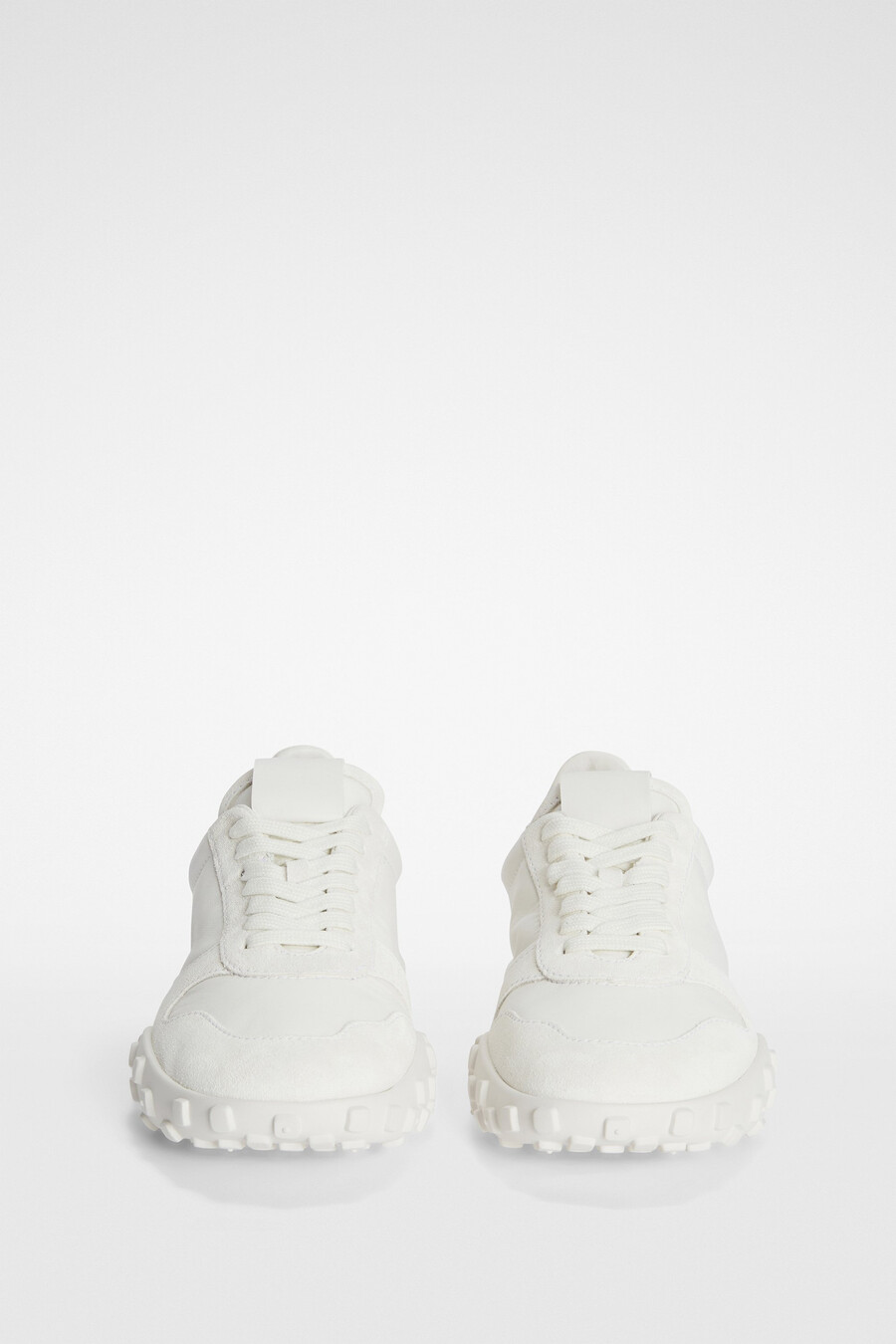 moon sneaker